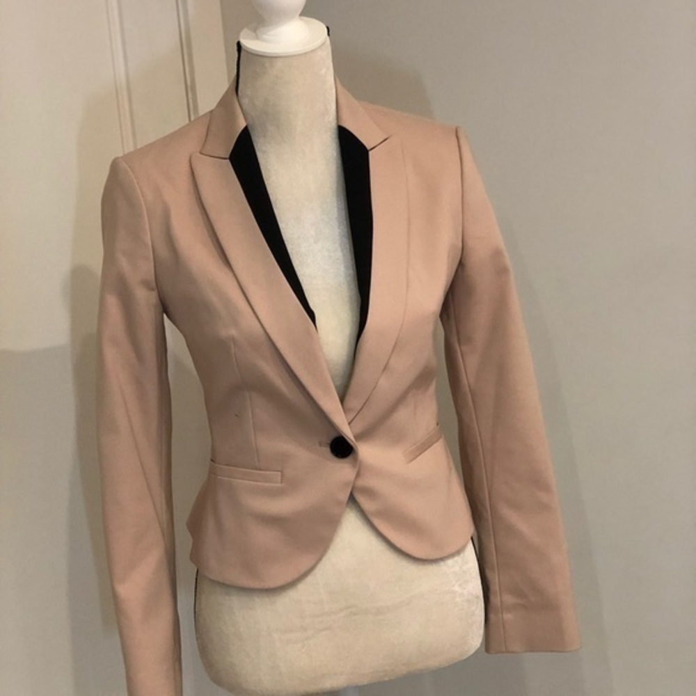 Express Blazer Blush Pink with Black - Size 2 - Picture 2 of 7